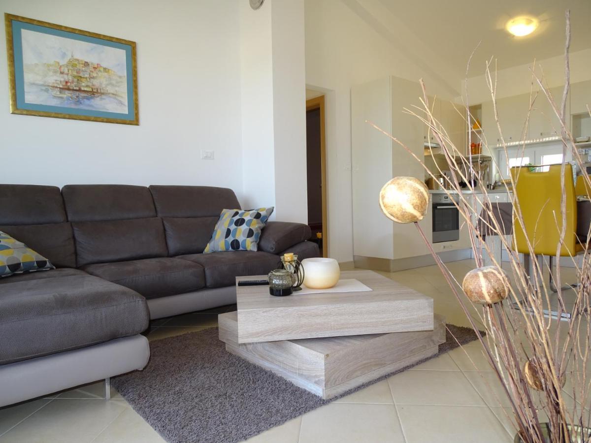 Apartment Bellavista Новиград Экстерьер фото