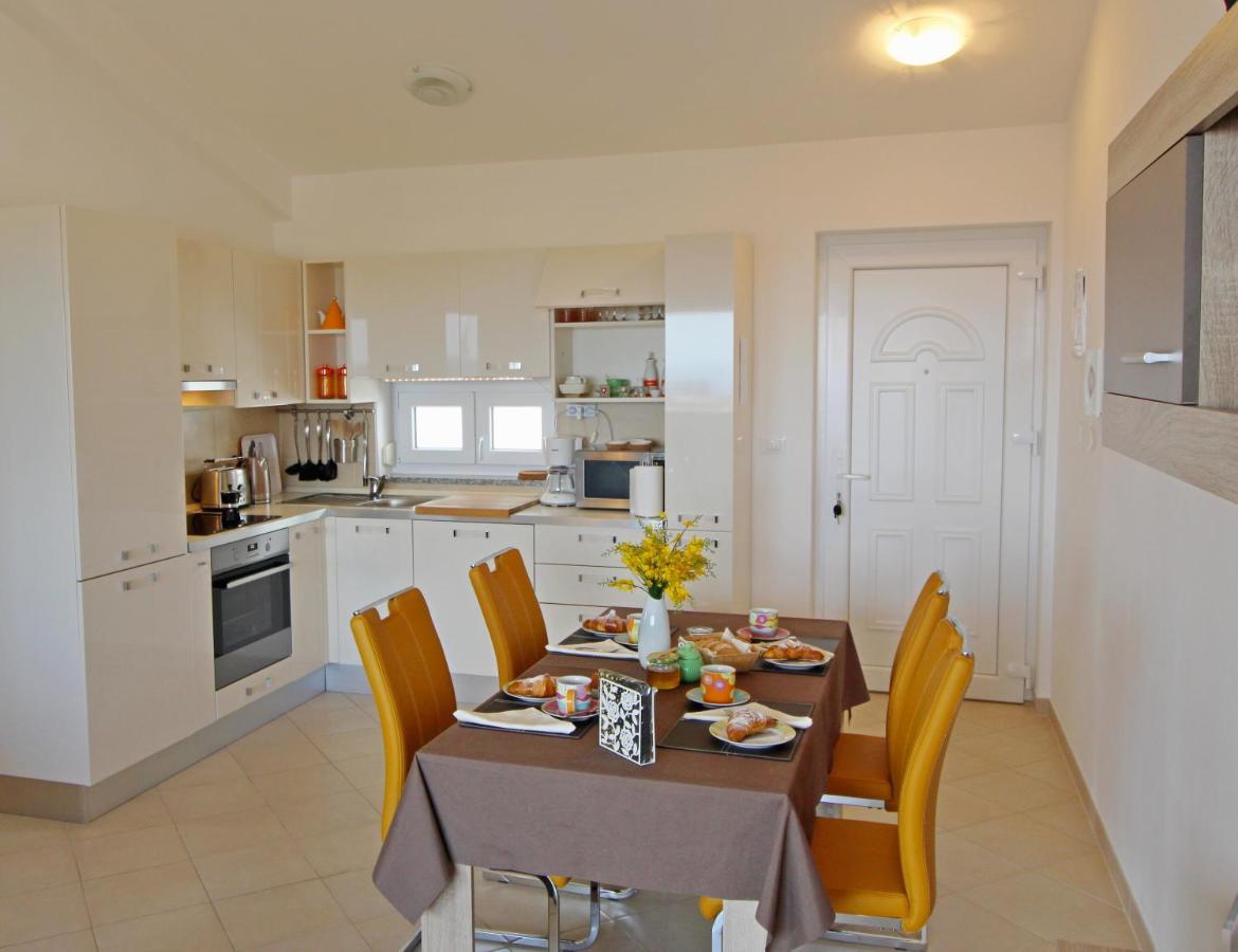 Apartment Bellavista Новиград Экстерьер фото