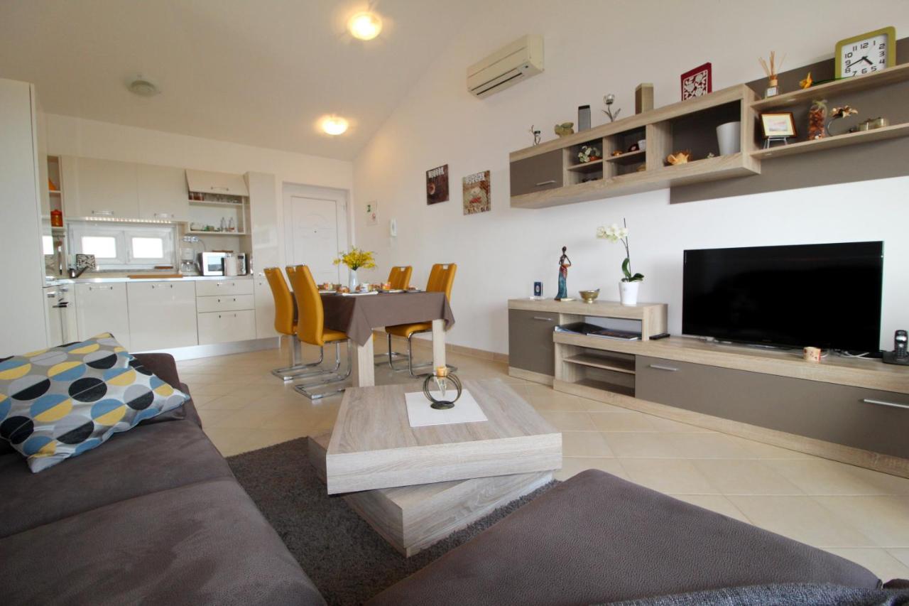 Apartment Bellavista Новиград Экстерьер фото