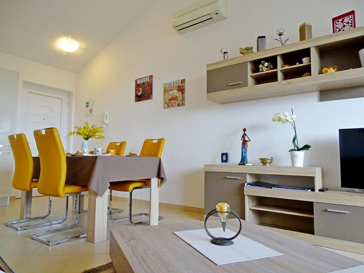Apartment Bellavista Новиград Экстерьер фото